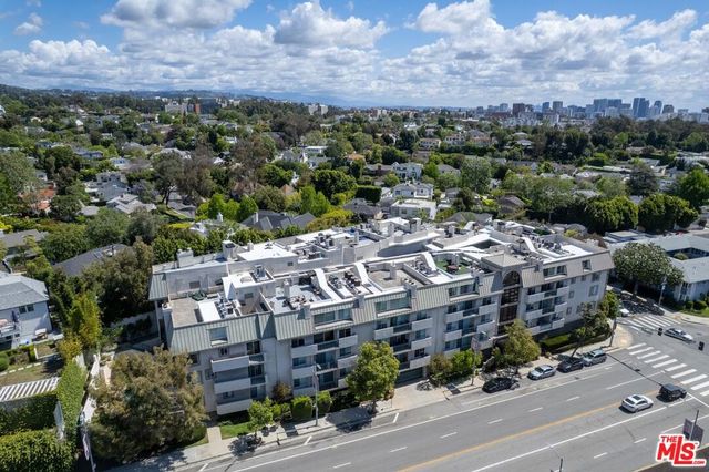 390 S Sepulveda Boulevard 409, Los Angeles, CA 90049