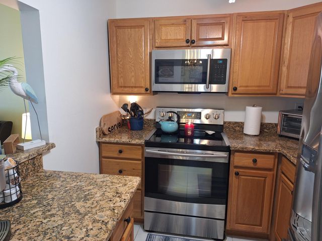 305 Andover L, West Palm Beach, FL 33417