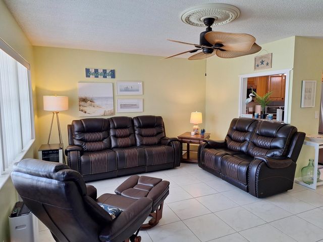 305 Andover L, West Palm Beach, FL 33417