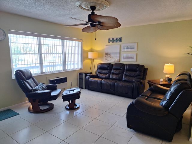 305 Andover L, West Palm Beach, FL 33417