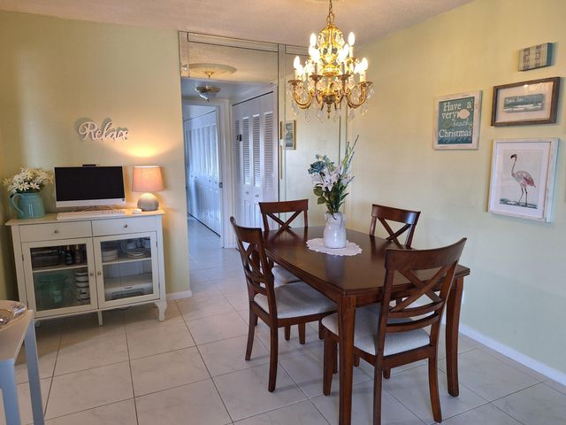 305 Andover L, West Palm Beach, FL 33417