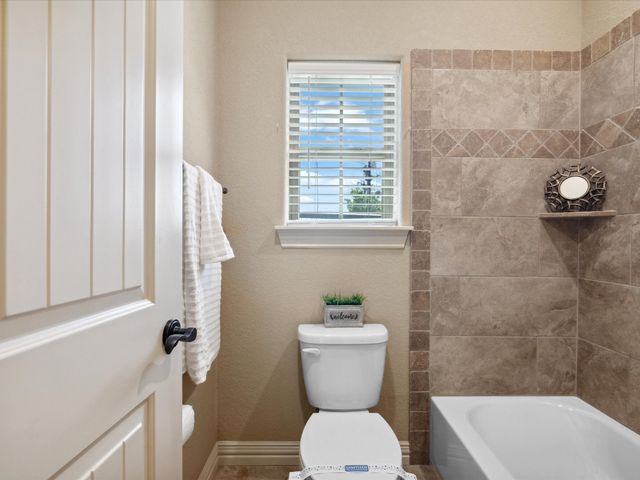 239 Scenic Wood Drive, Reno, TX 76020