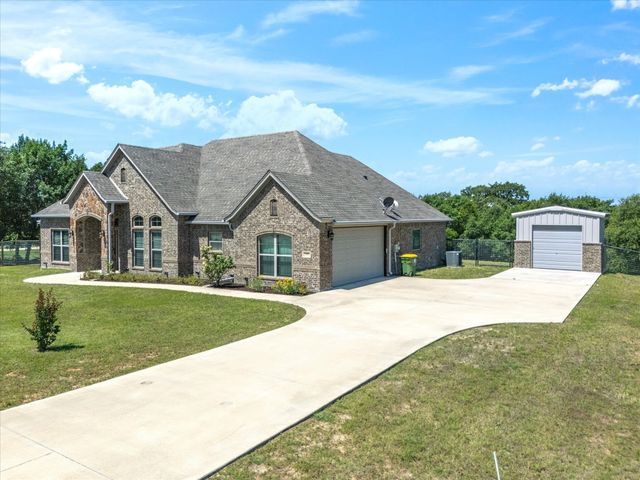 239 Scenic Wood Drive, Reno, TX 76020