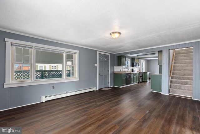 210 AIRPORT, Selinsgrove, PA 17870