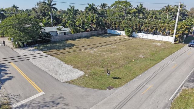 435 NE 25th Street, Wilton Manors, FL 33305