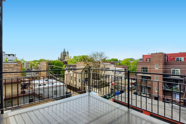 2142 W Chicago Avenue 4, Chicago, IL 60622