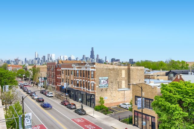 2142 W Chicago Avenue 4, Chicago, IL 60622