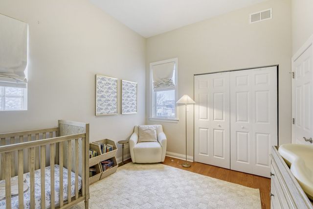 2142 W Chicago Avenue 4, Chicago, IL 60622