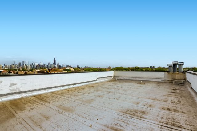 2142 W Chicago Avenue 4, Chicago, IL 60622