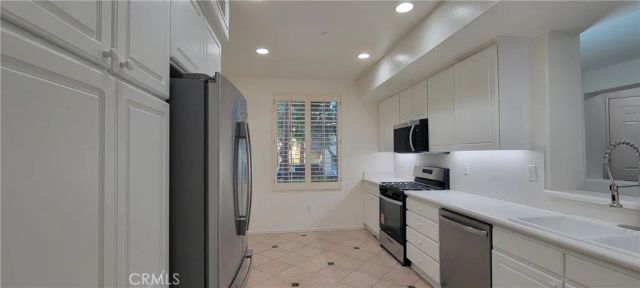 1016 Timberwood, Irvine, CA 92620