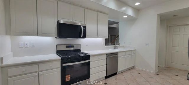 1016 Timberwood, Irvine, CA 92620