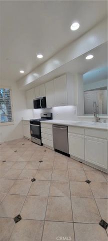 1016 Timberwood, Irvine, CA 92620