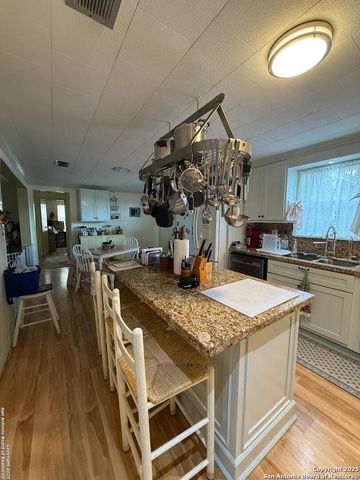 2542 Pena, Carrizo Springs, TX 78834