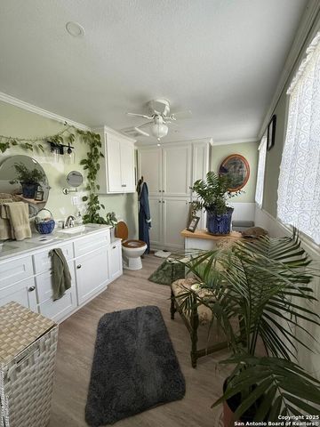 2542 Pena, Carrizo Springs, TX 78834