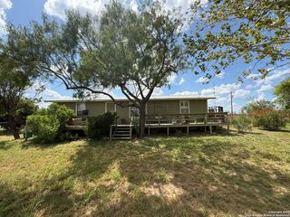 2542 Pena, Carrizo Springs, TX 78834