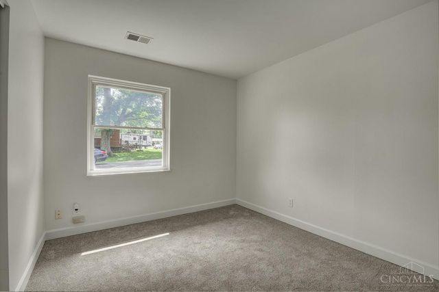 8075 Queens Avenue, Sycamore Twp, OH 45236