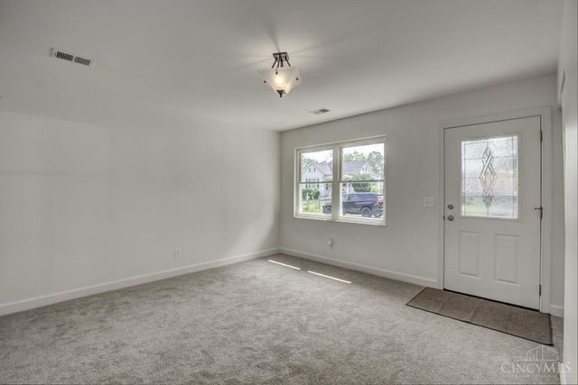 8075 Queens Avenue, Sycamore Twp, OH 45236