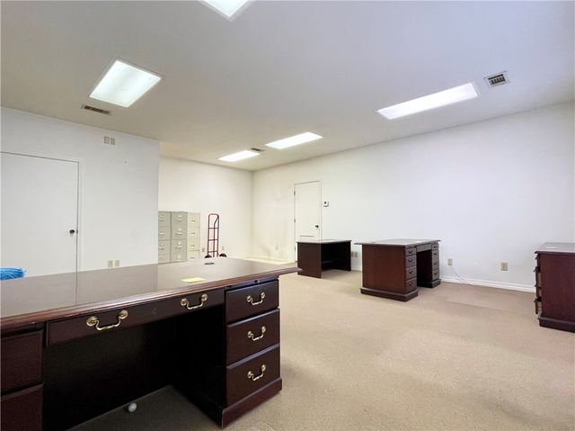 909 W 16th Circle, Russellville, AR 72801