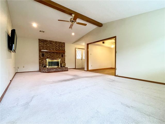 909 W 16th Circle, Russellville, AR 72801