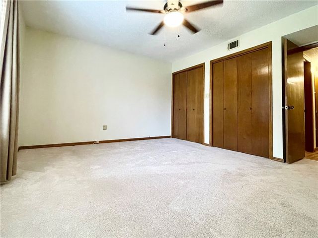 909 W 16th Circle, Russellville, AR 72801