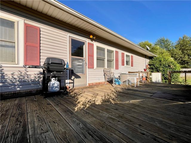 909 W 16th Circle, Russellville, AR 72801