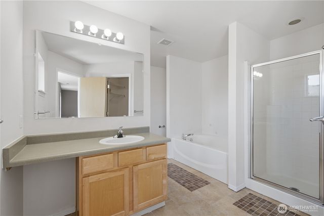 18144 168th Way SE, Renton, WA 98058