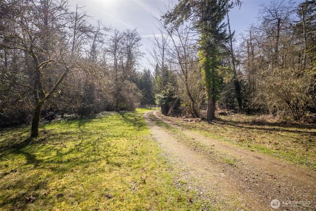 225 Deer Run, Port Angeles, WA 98362