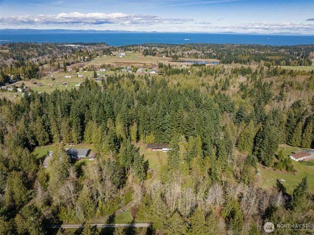 225 Deer Run, Port Angeles, WA 98362