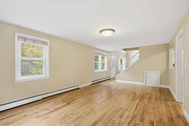51 Priest Road, Nottingham, NH 03290