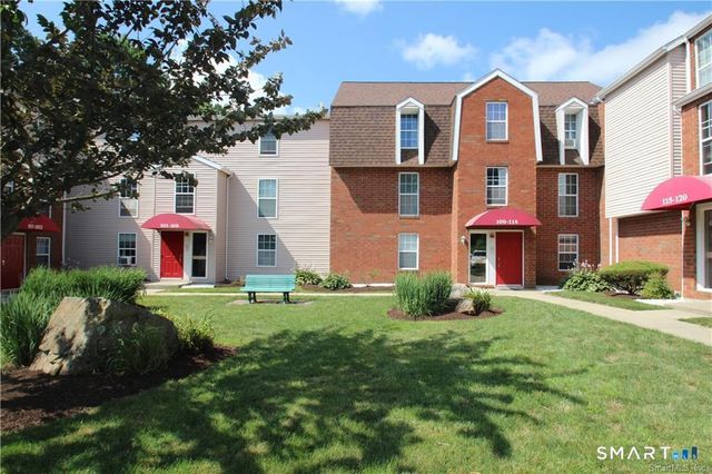 113 Heather Ridge 113, Shelton, CT 06484