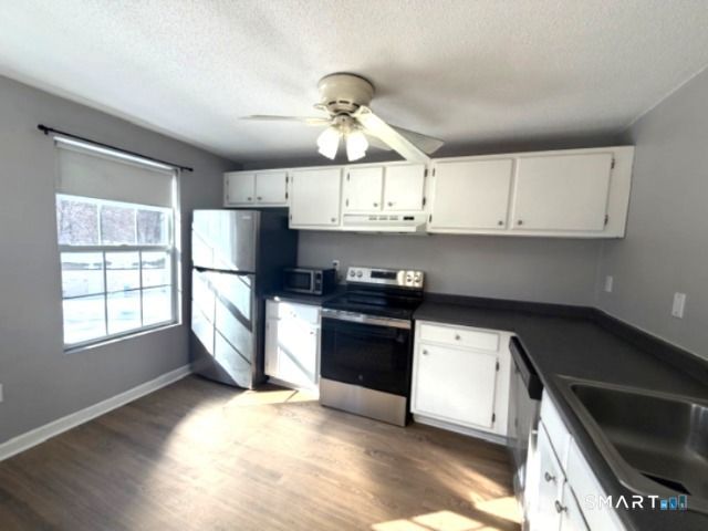 113 Heather Ridge 113, Shelton, CT 06484