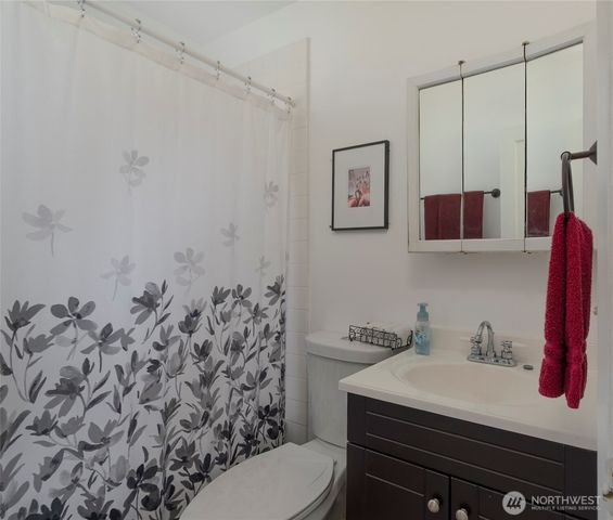 505 NE Kinney Street, Coupeville, WA 98239