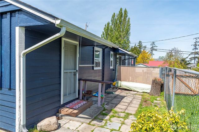 505 NE Kinney Street, Coupeville, WA 98239