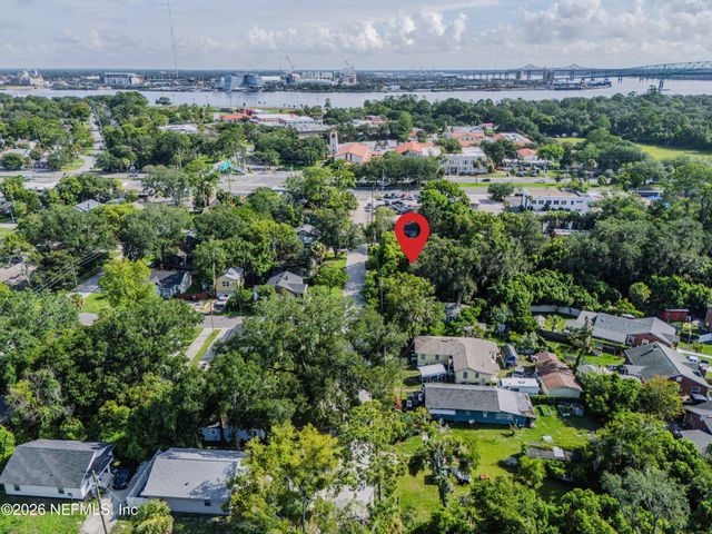 2121 FLESHER Avenue, Jacksonville, FL 32207
