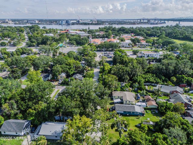 2121 FLESHER Avenue, Jacksonville, FL 32207