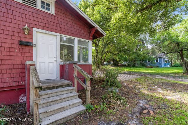 2121 FLESHER Avenue, Jacksonville, FL 32207