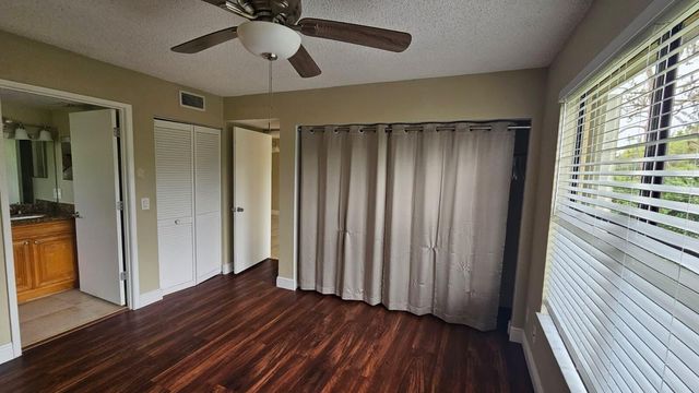 1581 Balfour Point Drive G, West Palm Beach, FL 33411