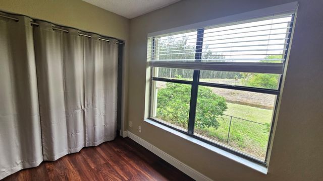 1581 Balfour Point Drive G, West Palm Beach, FL 33411