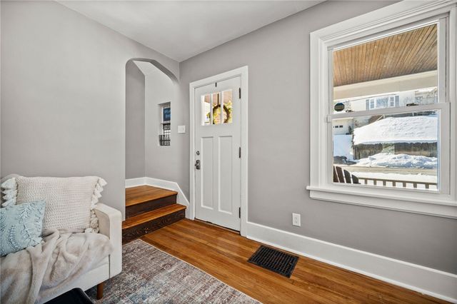 833 Vallevista Ave, Mt Lebanon, PA 15234