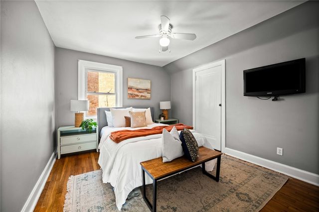 833 Vallevista Ave, Mt Lebanon, PA 15234