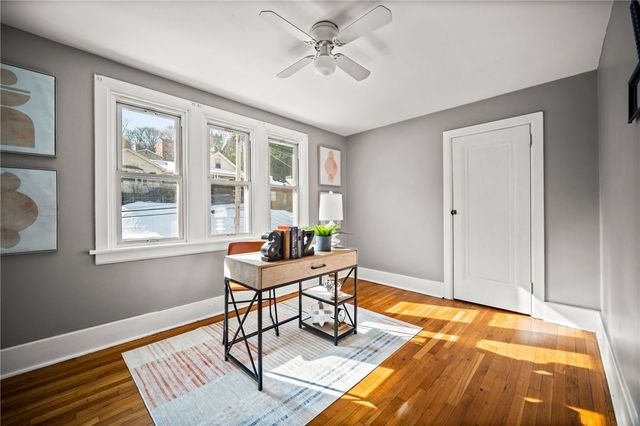 833 Vallevista Ave, Mt Lebanon, PA 15234