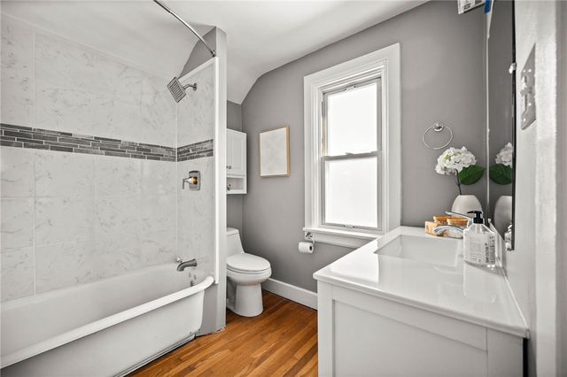 833 Vallevista Ave, Mt Lebanon, PA 15234