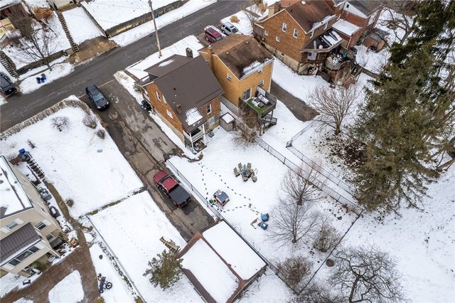 833 Vallevista Ave, Mt Lebanon, PA 15234