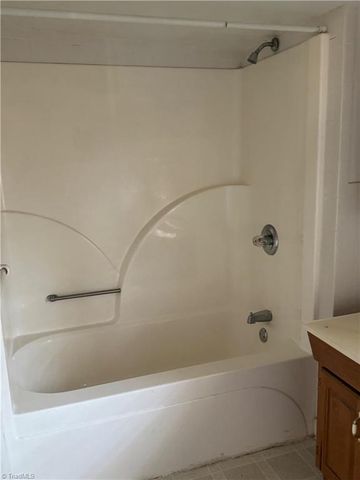 105 Edna Street, Reidsville, NC 27320