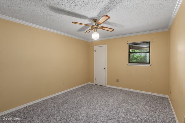 2422 Somersworth Drive, Shreveport, LA 71118