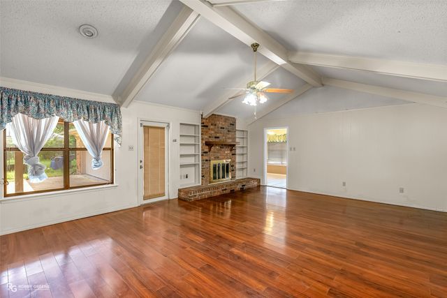 2422 Somersworth Drive, Shreveport, LA 71118