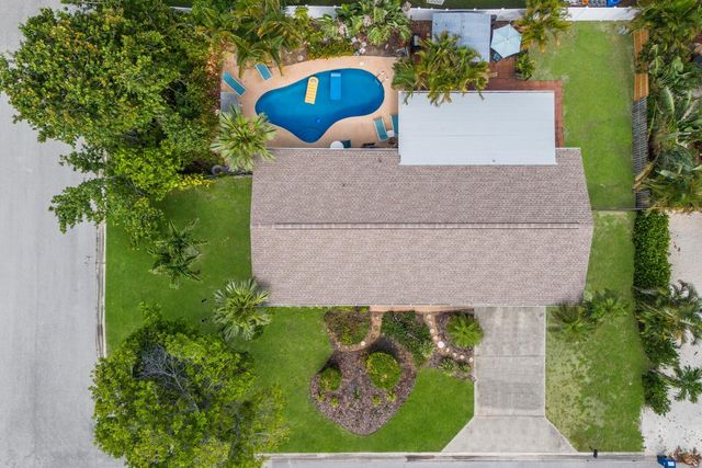 1004 68TH STREET NW, Bradenton, FL 34209