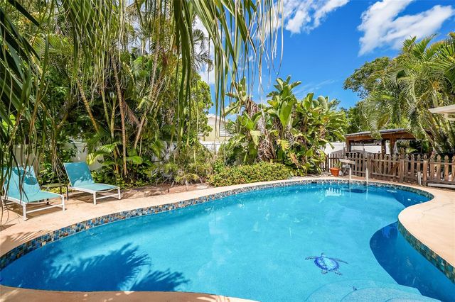 1004 68TH STREET NW, Bradenton, FL 34209