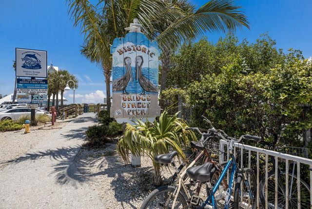 1004 68TH STREET NW, Bradenton, FL 34209