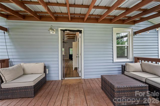 130 Winston Avenue, Asheville, NC 28803
